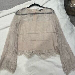 American eagle lace top medium